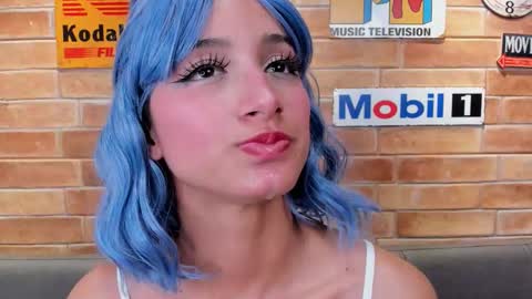 Salome online show from December 2025 06:25:02 PM