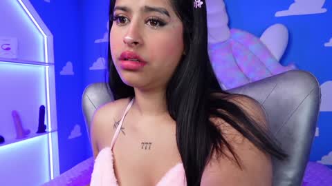 Anya online show from January 2025 11:05:02 AM