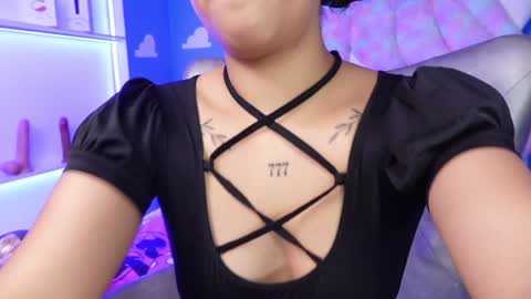 Anya online show from January 2025 11:00:02 AM