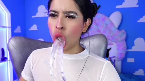 Anya online show from February 2025 02:21:02 PM