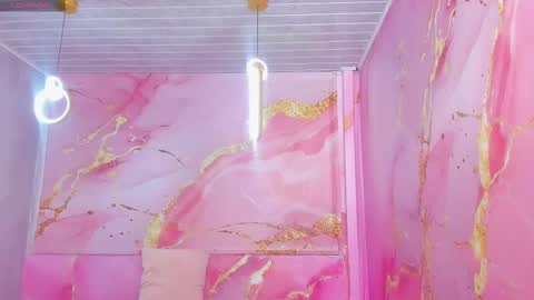 miss__luna_ online show from September 2025 10:48:02 AM
