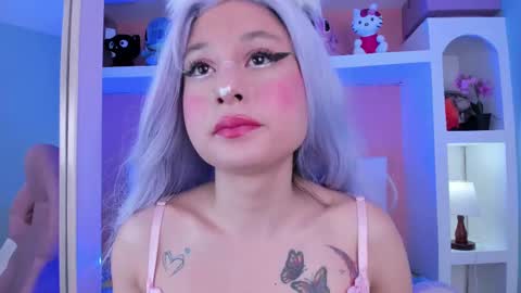 Lunna online show from September 2025 11:25:01 AM