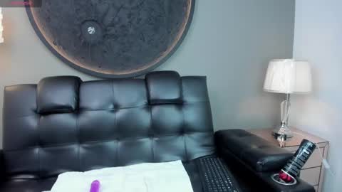 Martina online show from February 2025 08:48:01 AM