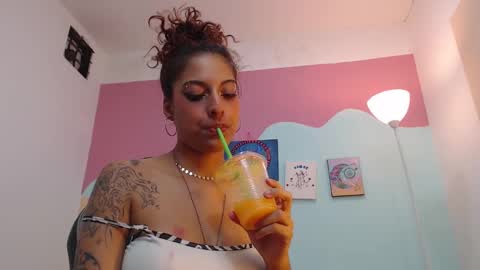 Snapshot of miss_akemi chatting on February 2025 09:37:02 PM Akemi 3 online show from February 2025 09:37:02 PM