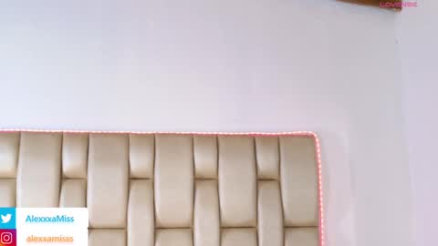 Alexa online show from September 2025 07:04:02 PM