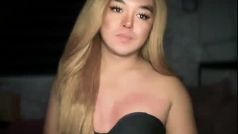 Anita  online show from March 2026 01:41:02 AM