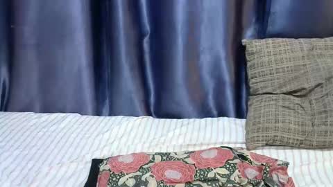 miss_bani online show from December 2025 06:56:02 PM