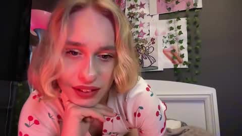 Snapshot of miss_barbie1 chatting on June 2026 05:13:02 PM Anya online show from June 2026 05:13:02 PM