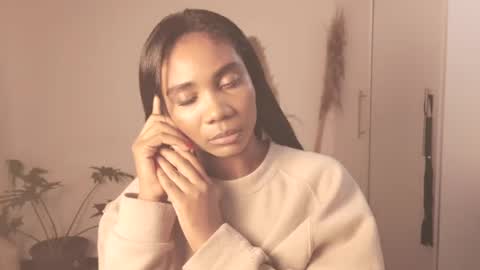 miss_benz online show from November 2025 02:21:01 AM