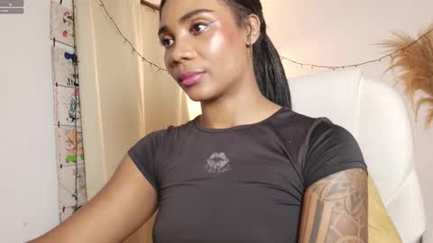 miss_benz online show from December 2025 03:12:03 AM