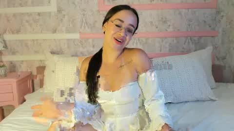 Briana online show from April 2026 07:39:02 PM