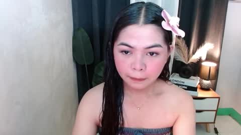 Snapshot of miss_briella chatting on September 2025 02:33:01 PM Briella online show from September 2025 02:33:01 PM