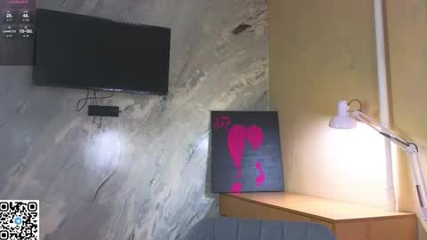 Sandy online show from October 2025 12:32:01 AM