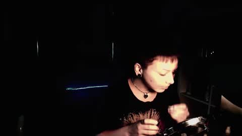 miss_chaos online show from September 2025 04:20:01 PM