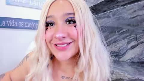 Danika online show from October 2025 11:09:02 AM