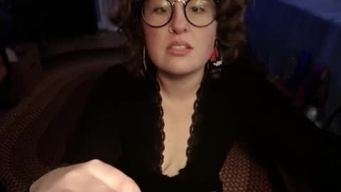 Snapshot of miss_daphne333 chatting on October 2025 02:39:02 PM Daphne online show from October 2025 02:39:02 PM