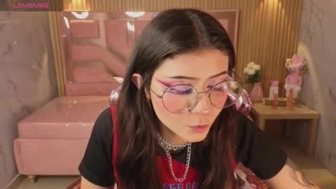 miss_devil_s online show from March 2026 03:01:01 AM