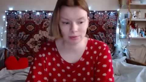 Elis online show from December 2024 12:44:01 PM