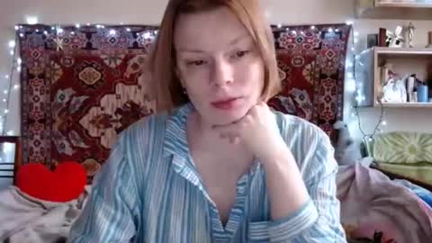 Elis online show from February 2025 12:08:01 PM