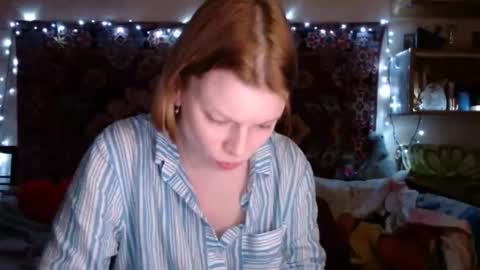 Elis online show from February 2025 03:14:01 PM