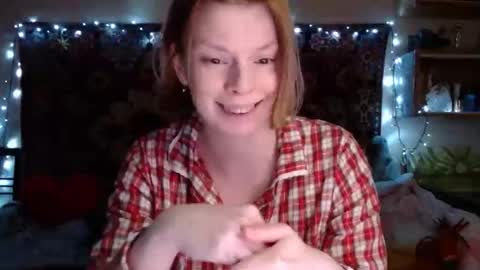 Elis online show from March 2025 03:31:01 PM