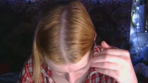 Elis online show from November 2025 06:41:02 PM