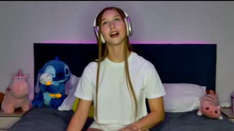 Emily online show from September 2025 06:24:02 PM