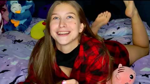 Emily online show from November 2025 04:18:02 PM