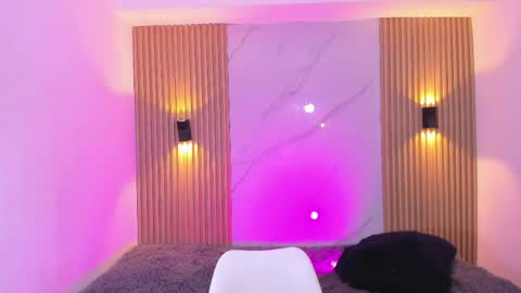 miss_emilystar online show from April 2026 07:38:02 PM