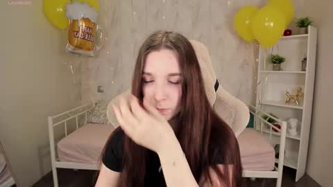 Snapshot of miss_eva__ chatting on September 2025 12:12:01 AM Eva online show from September 2025 12:12:01 AM