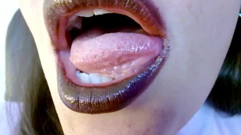 Miss Evoleth online show from September 2025 12:27:01 AM