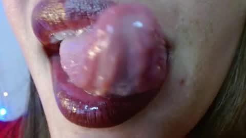 Miss Evoleth online show from March 2026 10:15:01 PM