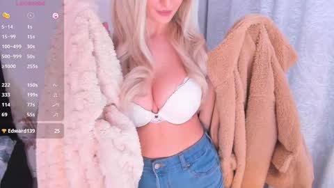 miss_jollie online show from March 2025 08:27:01 AM
