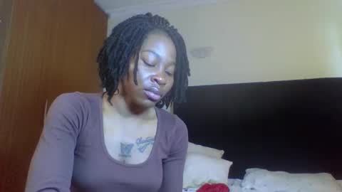 Snapshot of miss_kiarrafit chatting on November 2025 12:51:01 PM Miss Kiarrafit online show from November 2025 12:51:01 PM