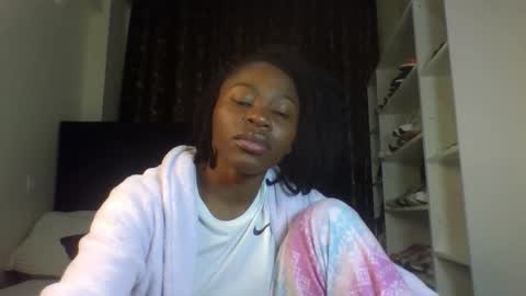 Snapshot of miss_kiarrafit chatting on November 2025 10:32:01 PM Miss Kiarrafit online show from November 2025 10:32:01 PM