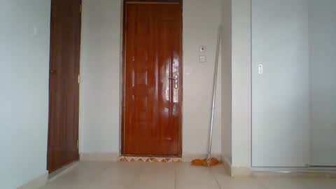 kiki online show from November 2025 10:39:02 AM