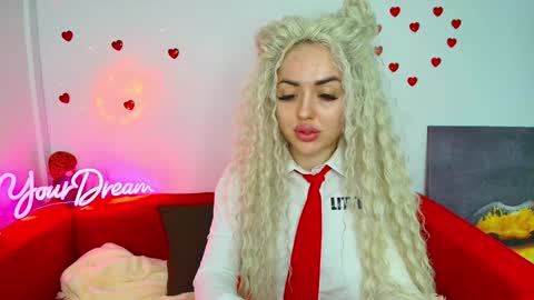 miss_kiten online show from February 2025 07:34:01 PM