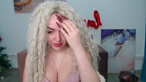 miss_kiten online show from February 2025 03:24:01 AM