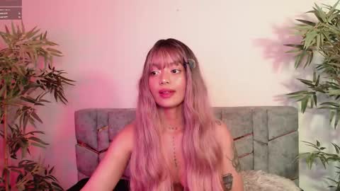 Snapshot of miss_koko_ chatting on October 2025 07:04:02 PM Miss koko online show from October 2025 07:04:02 PM