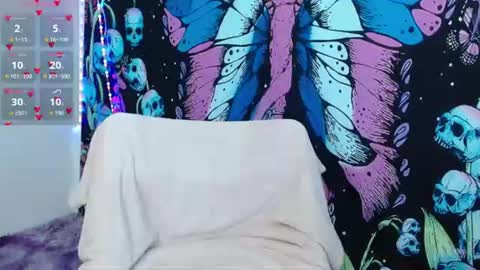 Ahri James online show from July 2026 10:15:01 PM