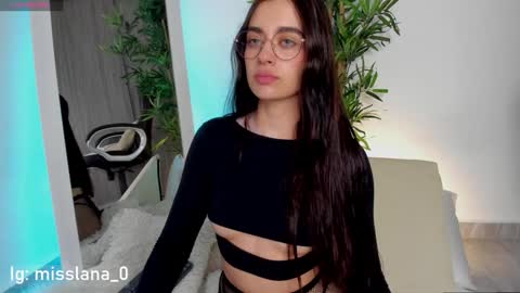 Snapshot of miss_lanaa chatting on January 2025 11:01:02 PM Alana online show from January 2025 11:01:02 PM