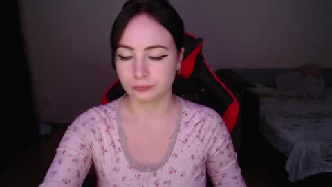 Snapshot of miss_laralynne chatting on November 2025 04:09:02 PM miss_laralynne online show from November 2025 04:09:02 PM