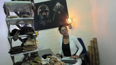 lucero online show from February 2025 04:55:01 AM