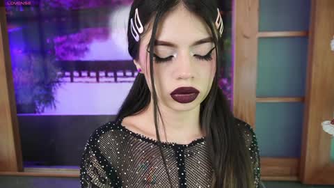 miss_lucyla online show from December 2024 11:06:02 AM