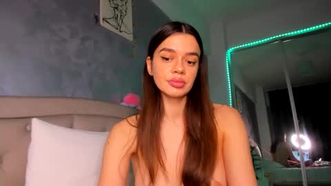 Snapshot of miss_medyson chatting on December 2024 08:47:02 PM miss_medyson online show from December 2024 08:47:02 PM