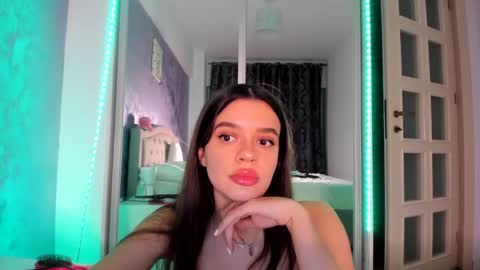 Snapshot of miss_medyson chatting on January 2025 04:41:01 PM miss_medyson online show from January 2025 04:41:01 PM