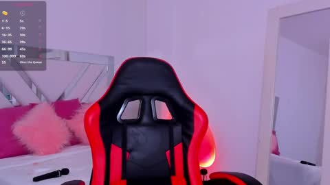   online show from March 2025 03:05:01 PM