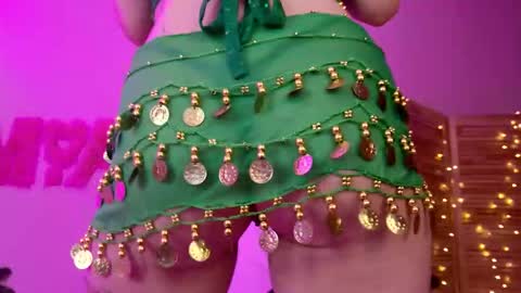 Mamma Mia online show from October 2025 04:24:01 AM