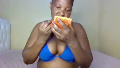 Snapshot of miss_milly1 chatting on July 2026 07:26:02 AM MILLY online show from July 2026 07:26:02 AM