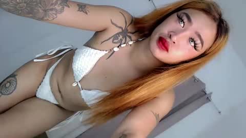 miss_mitchxx online show from April 2026 10:56:02 PM